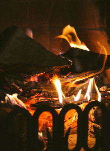 Новогодний праздник отца и маленькой дочери